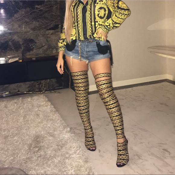 Black/Golden Casadei boots stretchy straps Size 7 Price firm - Picture 4 of 17